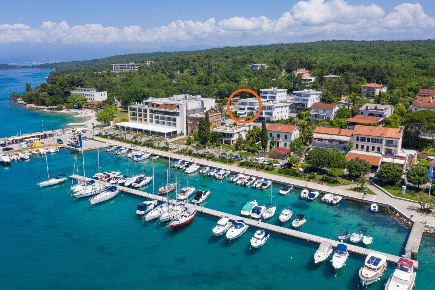Apartments Marina Malinska Buitenkant foto